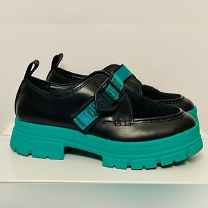 UGG Ashton Leather/ Wool Block Platform 8